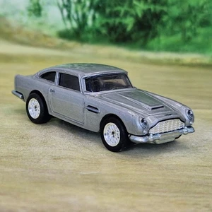 Hot Wheels '63 Aston Martin DB5 Real Rider Diecast Model 1/64 (5) Ex. Condition - Picture 1 of 6