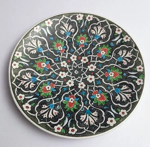 Stunning hand painted floral Ceramic plate, Turkish, 9.5” Diameter - Picture 1 of 2