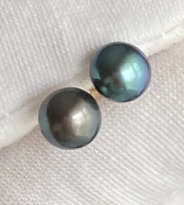 10k Yellow Gold Pearl Earrings Studs Ladies Lovely Vintage - Image 1 of 4