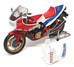 Minichamps 1/12 Scale 122 161700 - 1982 Honda CB 1100 R Motorbike - Picture 1 of 7