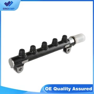 Common Rail de combustible de motor diésel D24 28240435 para Delphi Doosan Bobcat 7030409 nuevo - Imagen 1 de 7
