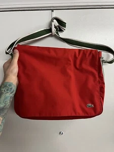 Vintage Red LACOSTE L71 Green Straps Medium MESSENGER BAG Casual 8 School Rare - Picture 1 of 10