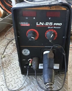 Lincoln Electric LN 25 Pro Suitcase welder - Picture 1 of 7