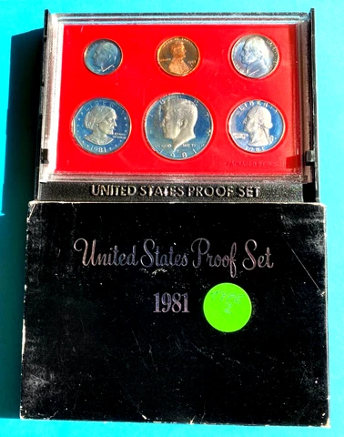 1981 Type 2   Proof Set - RARE Cover