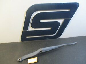 2003 Cadillac CTS Left Driver Front Windshield Wiper Arm (FLAWS)