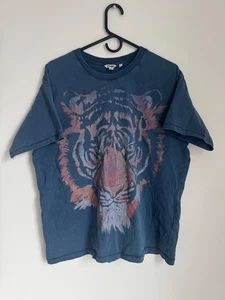 Wrangler x Free People Oversized Tiger Shirt Gr. XS blau grau - Bild 1 von 7