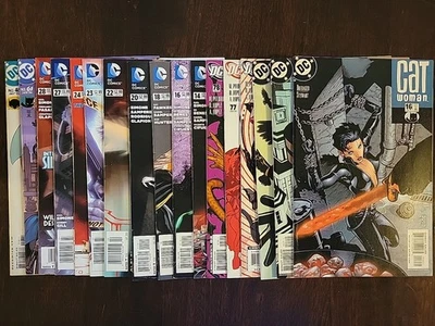 Mujer Gata | Batgirl | Aves de Rapiña | Lote de 17 Adam Hughes Foto 1 de 4