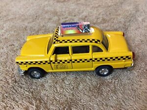 SCHYLLING TAXI CAB 4.5" DIE-CAST NEW YORK STATUE OF LIBERTY PULL BACK ACTION 