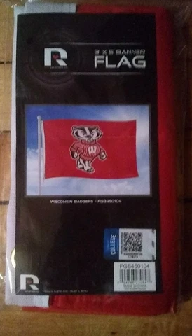 Wisconsin Badgers 3X5 Indoor Outdoor Banner Flag w/grommets for hanging Cover