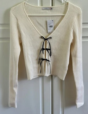 Suéter corto exuberante con corbatas para mujer en marfil - Nuevo con etiquetas - Talla XL Foto 1 de 4