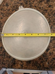vintage tupperware replacement lid only 7 3/4 Inch - Picture 1 of 3