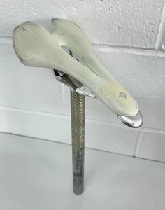 Specialized Ruby Gel 143mm Saddle With Carbon Fiber Seatpost - Picture 1 of 7
