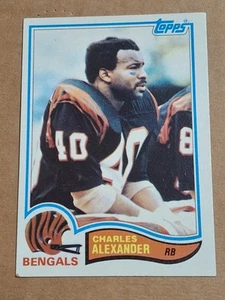 1982 CHARLES ALEXANDER TOPPS NFL CARD #37 CINCINNATI BENGALS LSU TIGERS - Picture 1 of 2