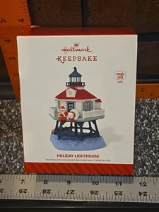 2014 Hallmark Holiday Lighthouse #3 en serie Magic Light Keepsake Ornament - Imagen 1 de 8