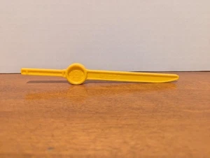 1996 Mighty Morphin Power Rangers Zeo Deluxe Super Zeo Megazord Yellow Sword x1 - Picture 1 of 3