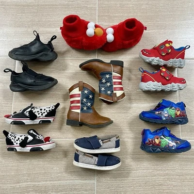 Niño Pequeño Talla 7C *Lote de 7* Botas Nike Vans Toms Sketchers Zapatos Tenis USADAS Foto 1 de 4