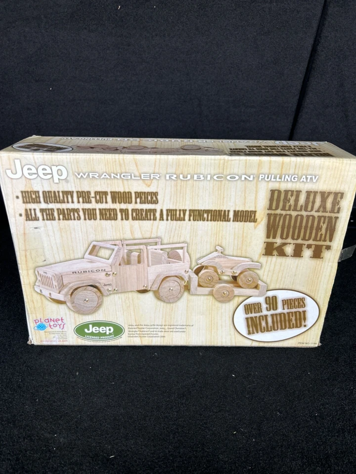 Planet Toys Jeep Wrangler Rubicón Tirando ATV Camión de Madera Juguete NUEVO EN PAQUETE  Foto 1 de 1
