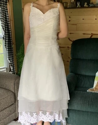 Vintage Wedding Dress - Image 1 of 3