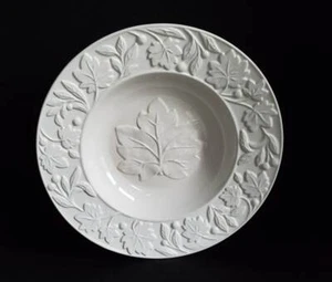 CURRANT LEAF RIM PASTA/SOUP BOWL  BY KATHY KILLIP - Bild 1 von 2