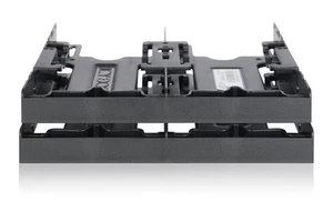 ICY DOCK Einbaurahmen für 4X 2,5 Zoll (6,4cm) SSDs/HDDs in 1x 5,25 Zoll (13,3cm) - Afbeelding 1 van 7