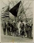 1925 Press Photo Wreath Laying Ceremony at Grave of Admiral Peary - kfz06257