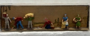 Walter Merten Miniaturplastiken Box 926 Harvest Workers Germany Berlin-West - Picture 1 of 7