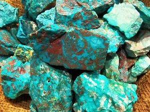 3000 Carat Lots of Chrysocolla & Turquoise Rough - Plus a FREE Faceted Gemstone - Picture 1 of 11