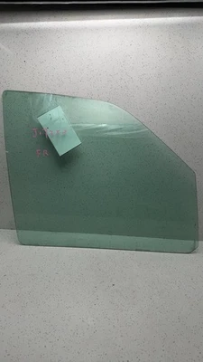 1998 1999 2000 2001 2002 Lincoln LINCOLN NAVIGATOR Right Front Door Glass/window - Image 1 of 4