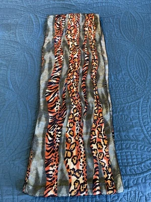 Bufanda vintage con estampado de leopardo tigre verde Foto 1 de 4