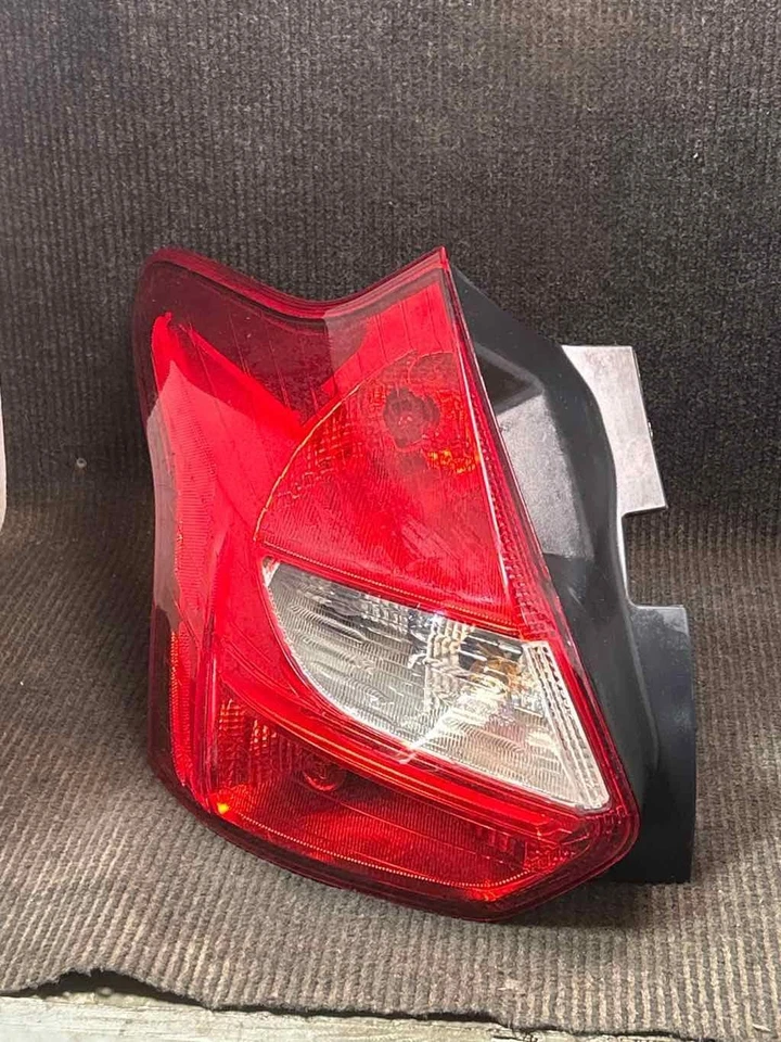 Fits 2012-14 Ford Focus Htbk Tail Light LH OEM#:CV6Z13405L Foto 1 de 4
