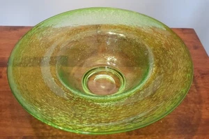 Green Pressed Depression Hand Blown Glass With Bubbles Pontil Hat Fruit Bowl - Picture 1 of 6