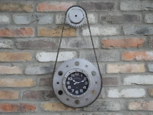 Bike Chain Cog Clock Industrial Metal Cog Gear Wall Clock Urban Vintage Art - Picture 1 of 2