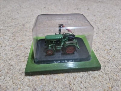 HACHETTE UNIVERSAL HOBBIES 1/43 CLASSIC 1955 FENDT 20G DIECAST TRACTOR - Image 1 of 2