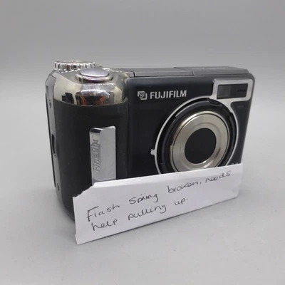 Fujifilm Digital Camera FinePix E900 9.0MP Black Tested *Read* - Image 1 of 4