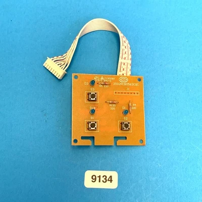 Pieza de teclado M-AUDIO KeyStation 61es 88es: botón OCTAVA y placa de circuito LED Foto 1 de 4