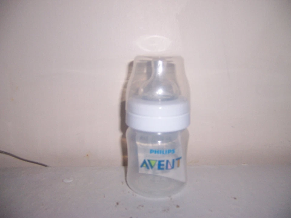 Avent 4盎司奶瓶盒AT — 第 1/1 张图片