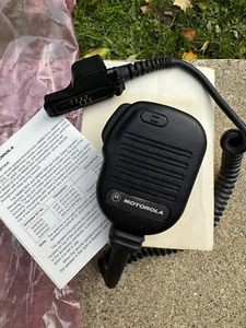 Motorola Remote Speaker Mic NMN6193A NOS - Picture 1 of 5