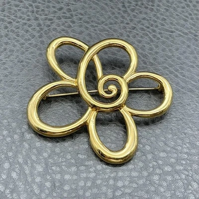 Broche Flor Trifari Vintage Tono Dorado Calado Espiral Disfraz Prendedor Firmado Remolino Foto 1 de 4