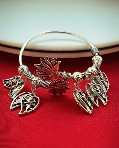 VALENTINO Bracciale Perline Argento Ossidato Regolabile Charm Angelo Loto Bracciale Donna Gioielli