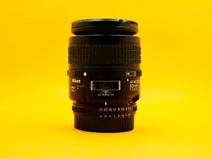 Nikon Micro-NIKKOR Objektiv 60 mm f/2,8 CRC D AF - Bild 1 von 5
