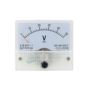 1 PIEZA DC 50V Panel Analógico Voltímetro Medidor Voltímetro Calibre 85C1 Blanco 0-50V DC - Imagen 1 de 4