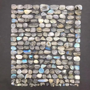 Natural Grey Moonlight Gravel Stone Quartz Crystal Chips Healing Decorate 180Pcs - Picture 1 of 7