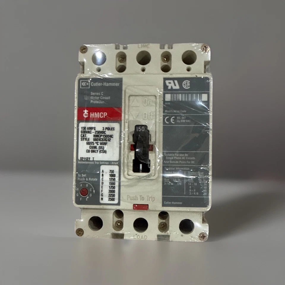 Disyuntor magnético térmico Cutler-Hammer HMCP150T4C, 150 A, 600 VAC-250VDC Foto 1 de 1