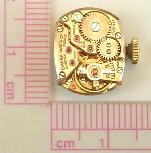Movimiento Reloj Pulsera Mecánico Omega 484 - Piezas/Reparación 25mm 0424 - Imagen 1 de 5