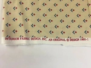 500320 Geometric Floral Print on Beige Background - 44" x 1 yard 22 inches - Picture 1 of 1