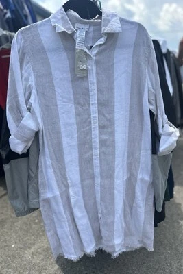Vestido Camisa Tommy Bahama Rugby Playa Rayas Cubre Mediano Caqui/Blanco | Pequeño Foto 1 de 4