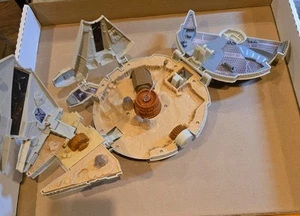 Star Wars The Force Awakens Micro Machines Millennium Falcon Playset 2015 Hasbro - Picture 1 of 6
