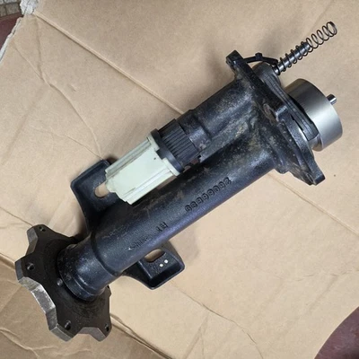 CHEVY SILVERADO GMC SIERRA 2500 3500 9.25 DIFFERENTIAL AXLE SHAFT TUBE 26066899 - Image 1 of 4