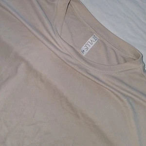 Stylus Damen Beige T-Shirt Kurzarm Freizeit Elastischer Saum Oberteil - Bild 1 von 7