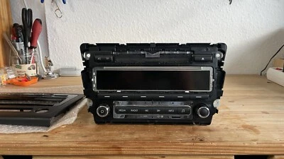 Skoda Rapid Radio 5J0 035 161E - Bild 1 von 4